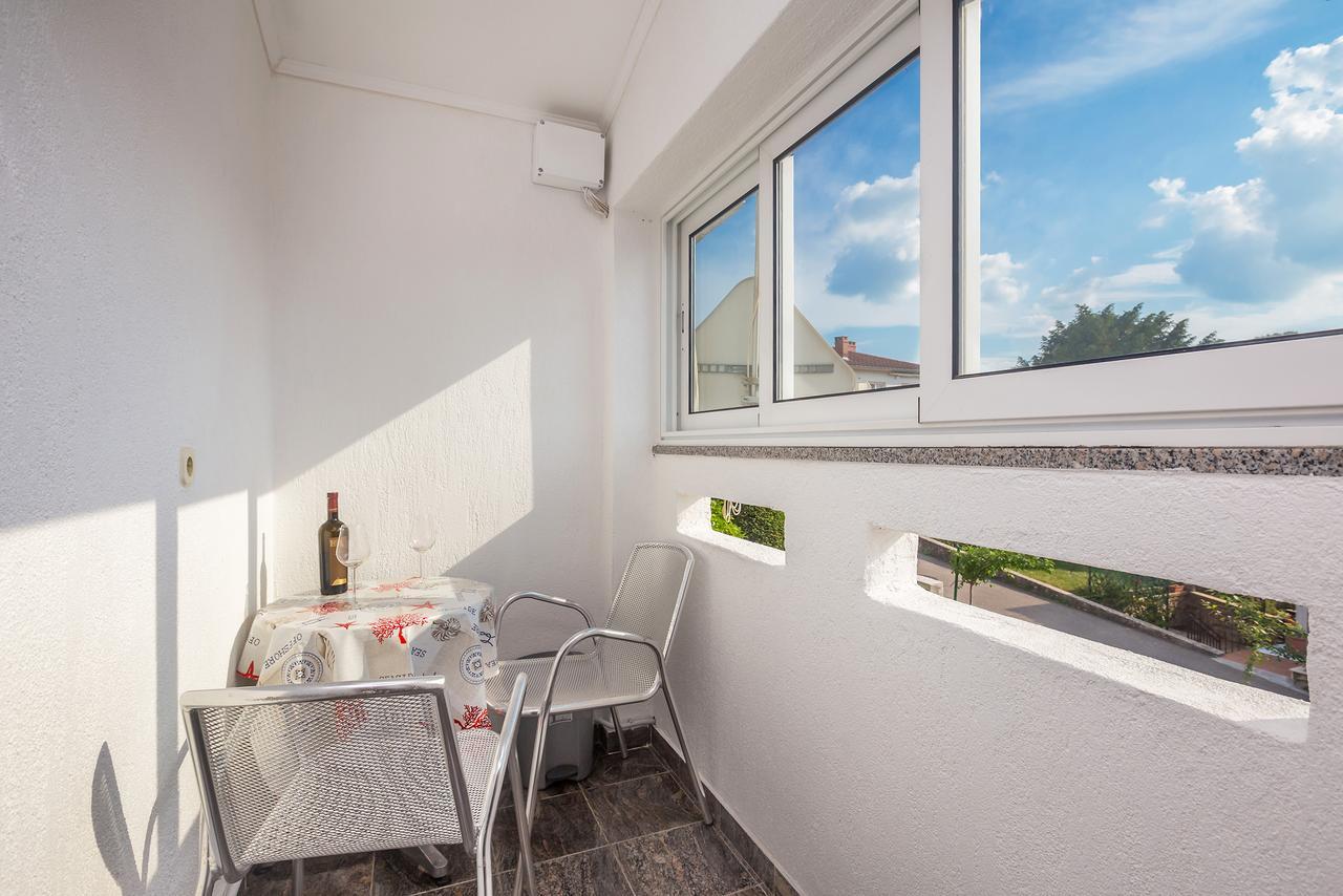 Apartment Miranda Malinska Exterior foto